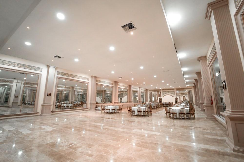 Gran Hotel Alameda Aguascalientes Esterno foto